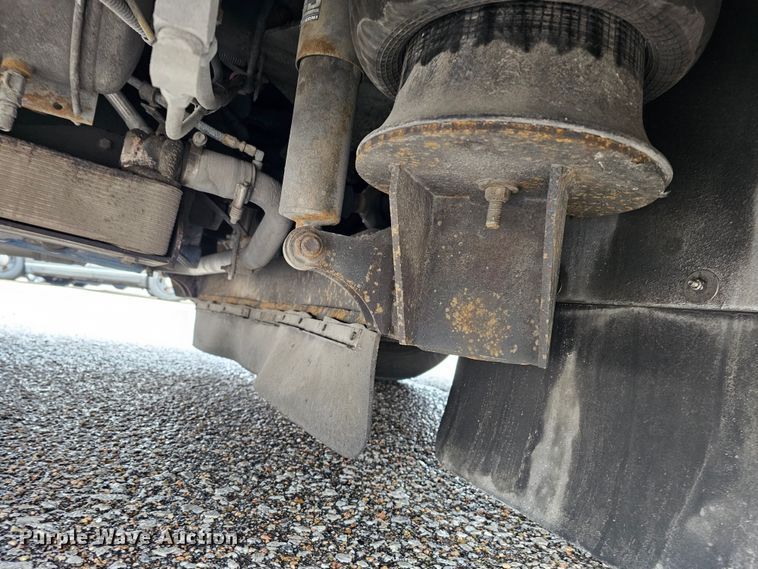 image for item DO4218 2006 Gillig G29B102N4  transit bus