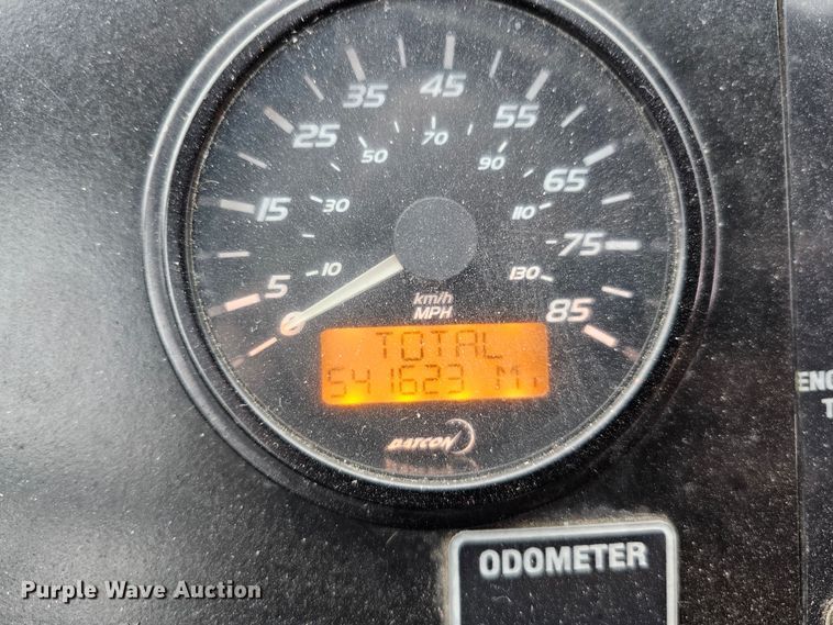 image for item DO4218 2006 Gillig G29B102N4  transit bus