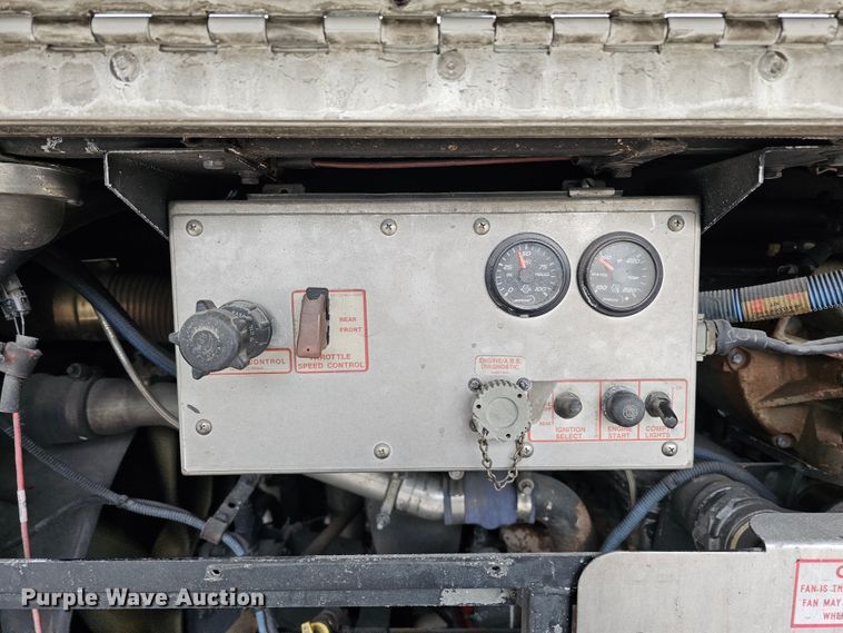 image for item DO4218 2006 Gillig G29B102N4  transit bus