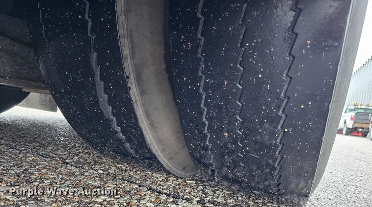 image for item DO4218 2006 Gillig G29B102N4  transit bus