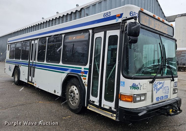 image for item DO4219 2006 Gillig G2B102N4  transit bus