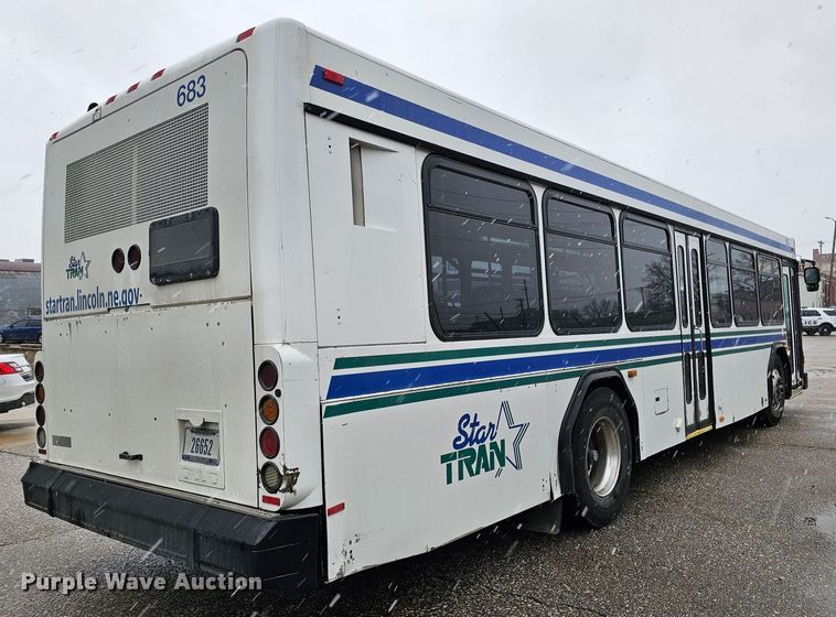 image for item DO4219 2006 Gillig G2B102N4  transit bus