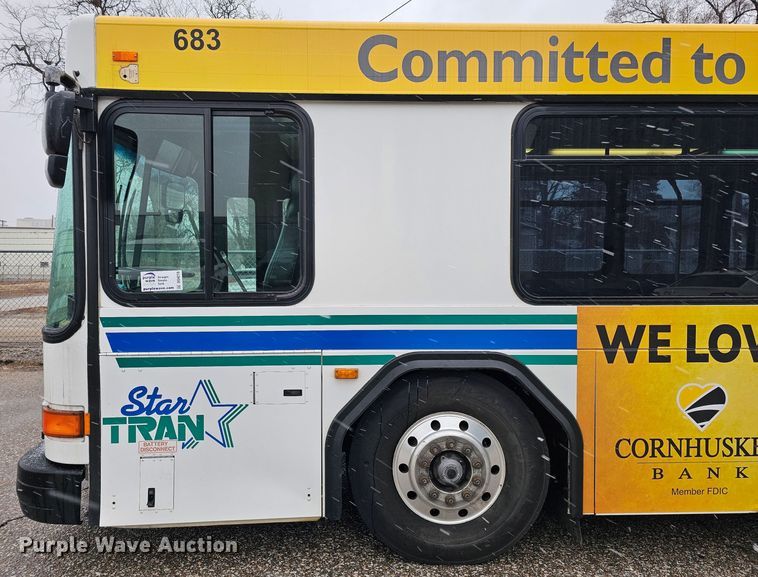 image for item DO4219 2006 Gillig G2B102N4  transit bus