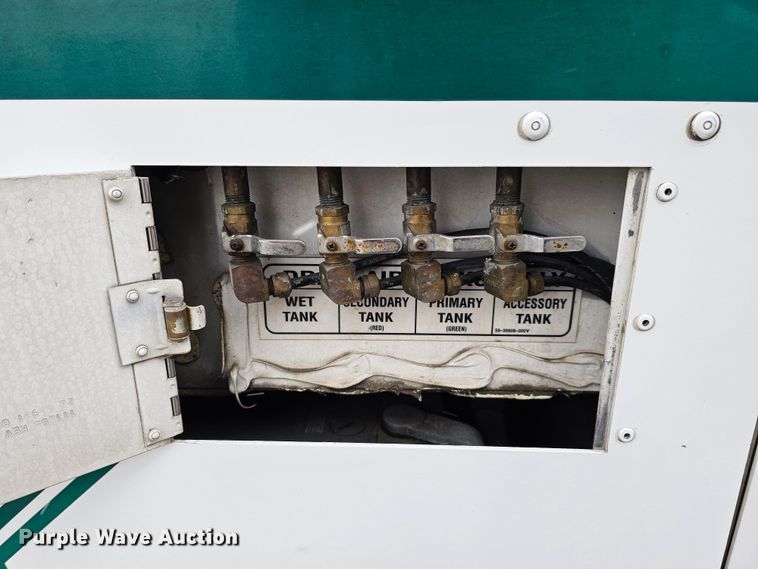 image for item DO4219 2006 Gillig G2B102N4  transit bus