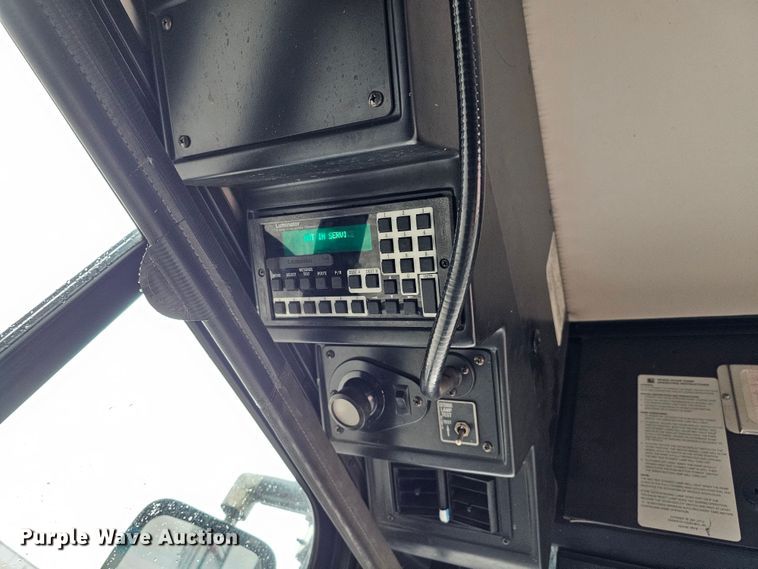 image for item DO4219 2006 Gillig G2B102N4  transit bus