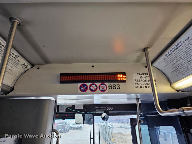 image for item DO4219 2006 Gillig G2B102N4  transit bus