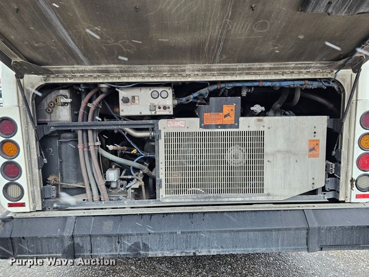 image for item DO4219 2006 Gillig G2B102N4  transit bus