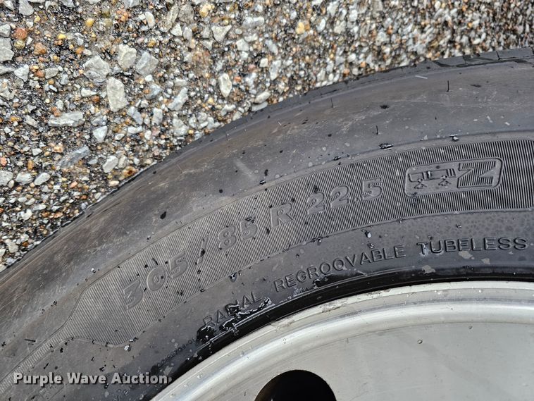 image for item DO4219 2006 Gillig G2B102N4  transit bus