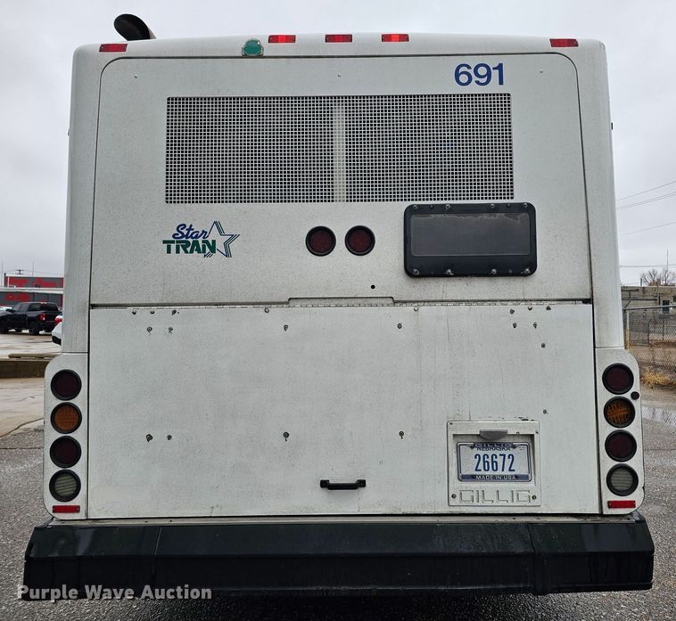 image for item DO4220 2006 Gillig G29B102N4  transit bus