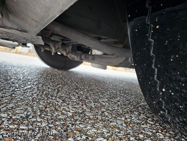 image for item DO4220 2006 Gillig G29B102N4  transit bus