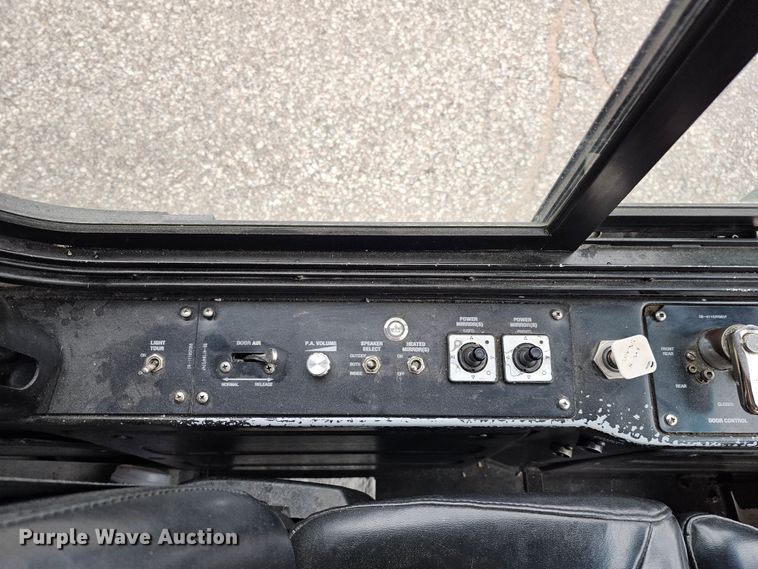 image for item DO4220 2006 Gillig G29B102N4  transit bus