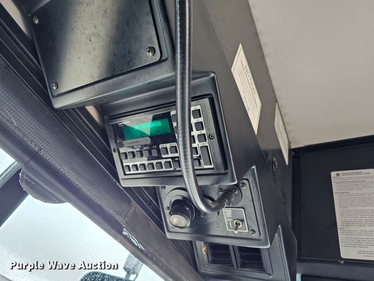 image for item DO4220 2006 Gillig G29B102N4  transit bus