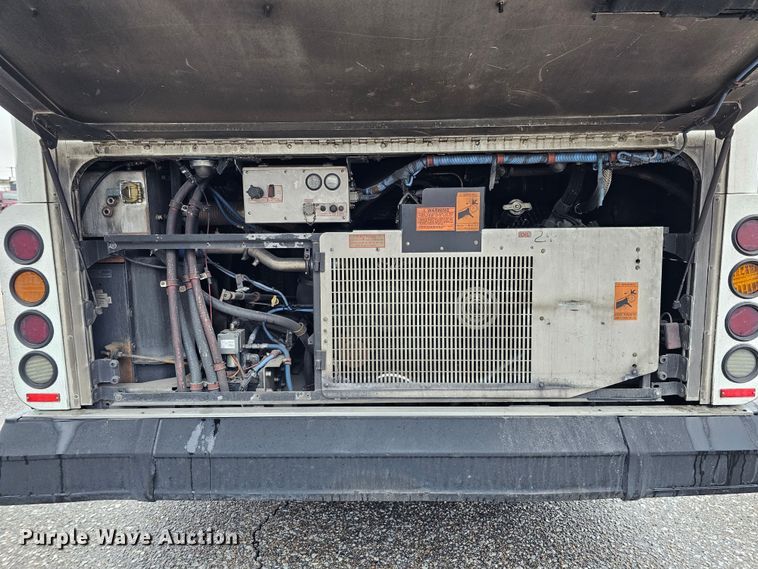 image for item DO4220 2006 Gillig G29B102N4  transit bus