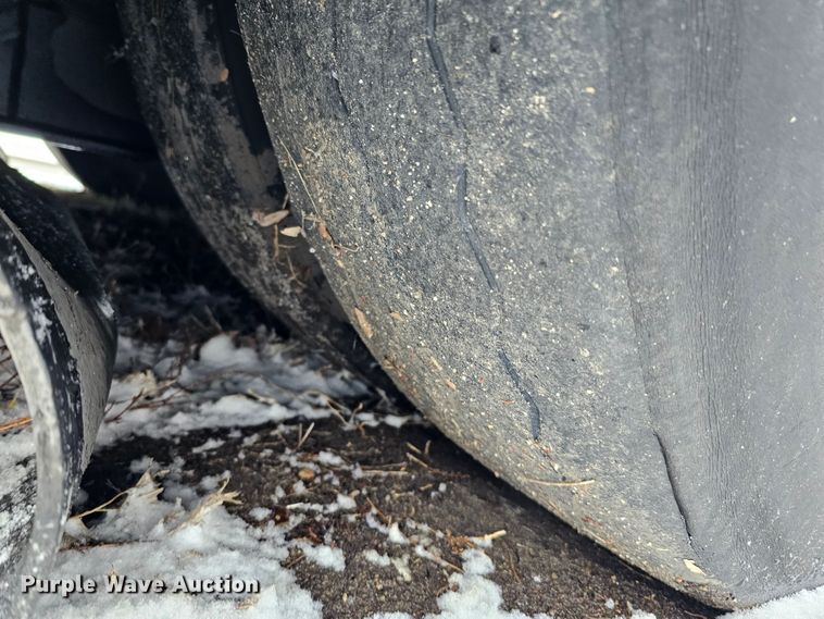 image for item DO4221 2006 Gillig G29B102N4  transit bus