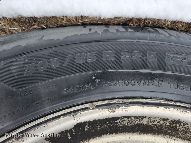 image for item DO4221 2006 Gillig G29B102N4  transit bus