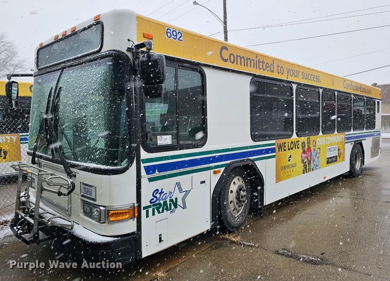 image for item DO4222 2006 Gillig G29B102N4  transit bus