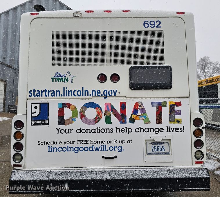 image for item DO4222 2006 Gillig G29B102N4  transit bus