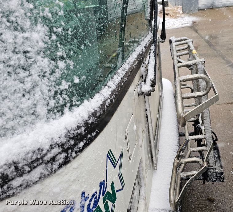 image for item DO4222 2006 Gillig G29B102N4  transit bus