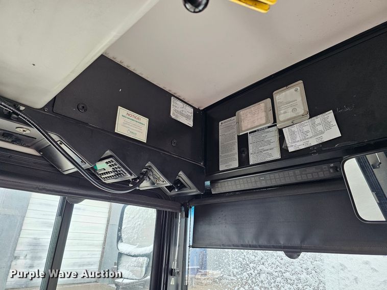 image for item DO4222 2006 Gillig G29B102N4  transit bus