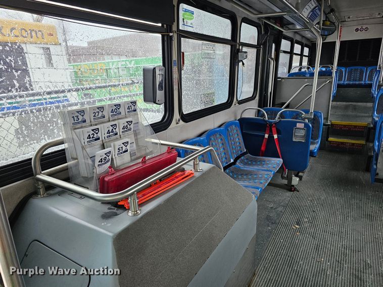 image for item DO4222 2006 Gillig G29B102N4  transit bus