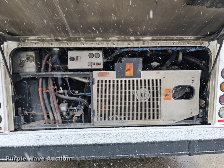 image for item DO4222 2006 Gillig G29B102N4  transit bus