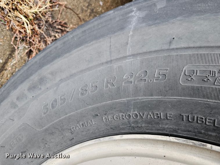 image for item DO4222 2006 Gillig G29B102N4  transit bus