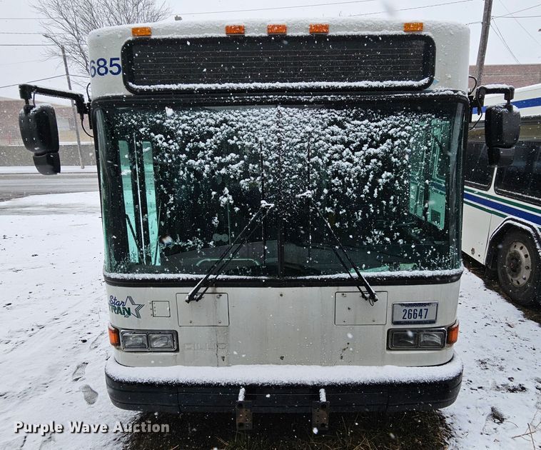 image for item DO4224 2006 Gillig G20B10N4  transit bus