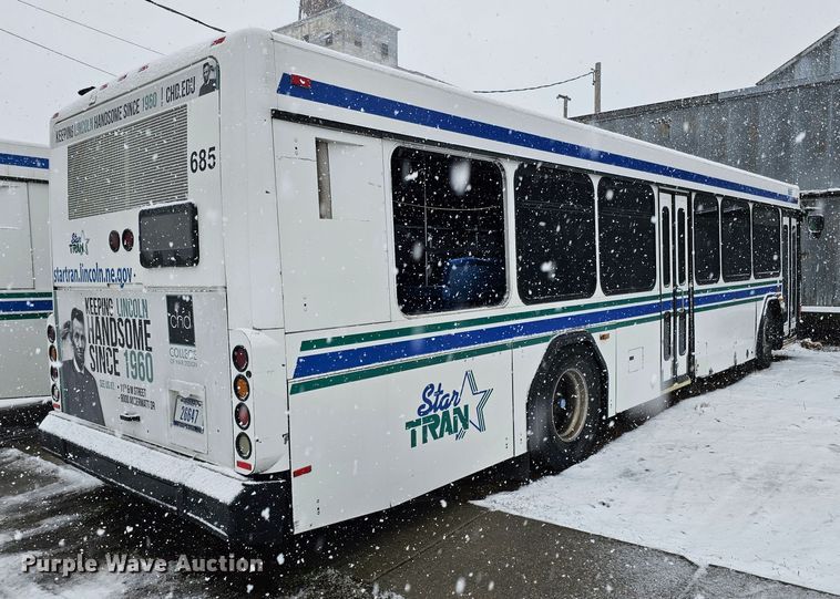 image for item DO4224 2006 Gillig G20B10N4  transit bus