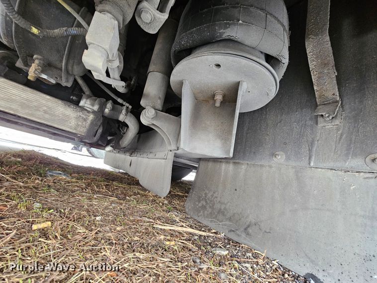 image for item DO4224 2006 Gillig G20B10N4  transit bus