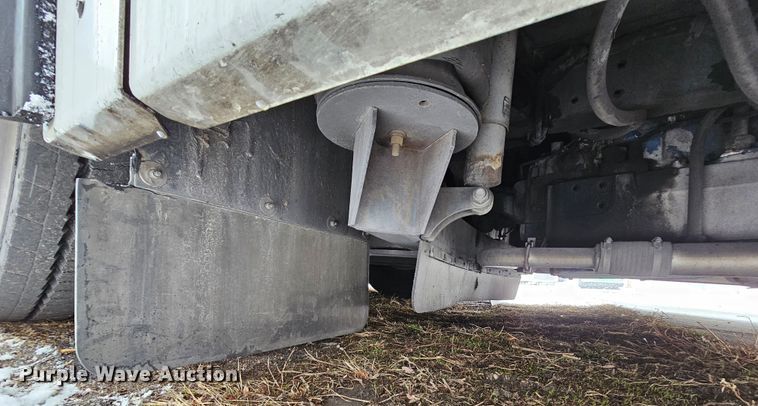 image for item DO4224 2006 Gillig G20B10N4  transit bus