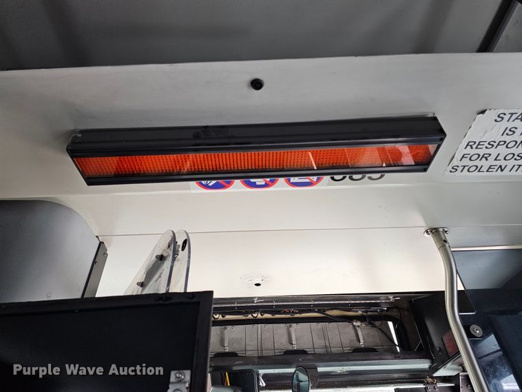 image for item DO4224 2006 Gillig G20B10N4  transit bus