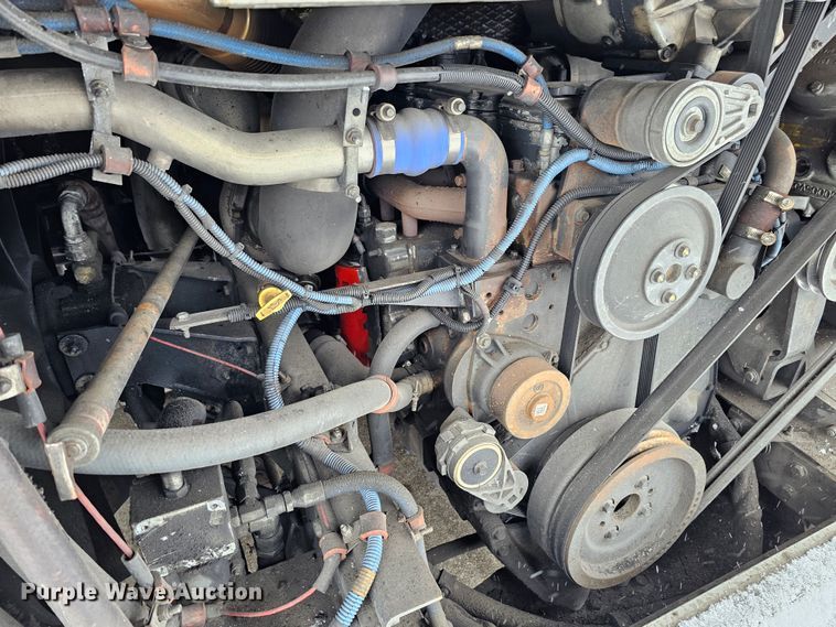 image for item DO4224 2006 Gillig G20B10N4  transit bus