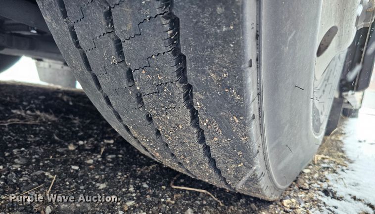 image for item DO4224 2006 Gillig G20B10N4  transit bus