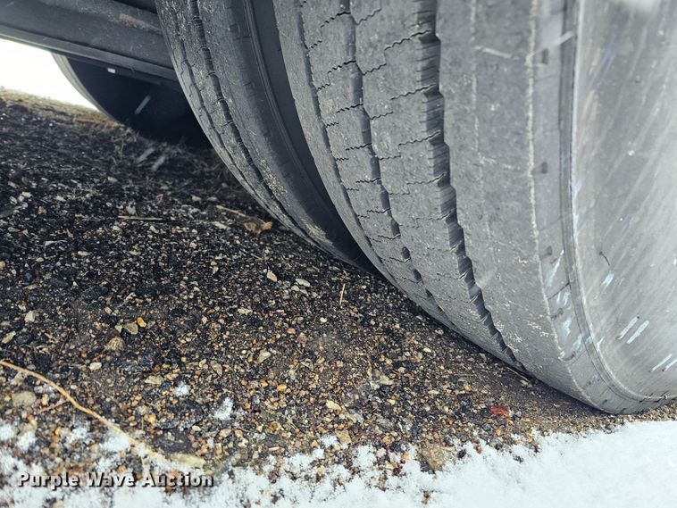 image for item DO4224 2006 Gillig G20B10N4  transit bus