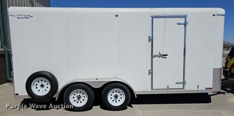 image for item DO4284 2007 Sharp  enclosed cargo trailer