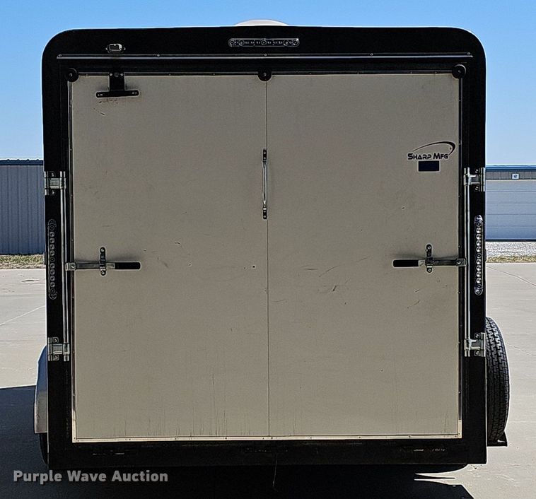 image for item DO4284 2007 Sharp  enclosed cargo trailer