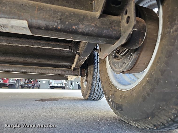 image for item DO4284 2007 Sharp  enclosed cargo trailer