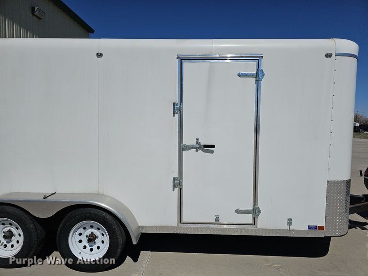 image for item DO4284 2007 Sharp  enclosed cargo trailer