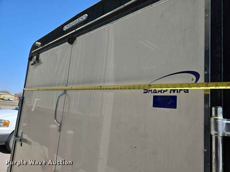 image for item DO4284 2007 Sharp  enclosed cargo trailer
