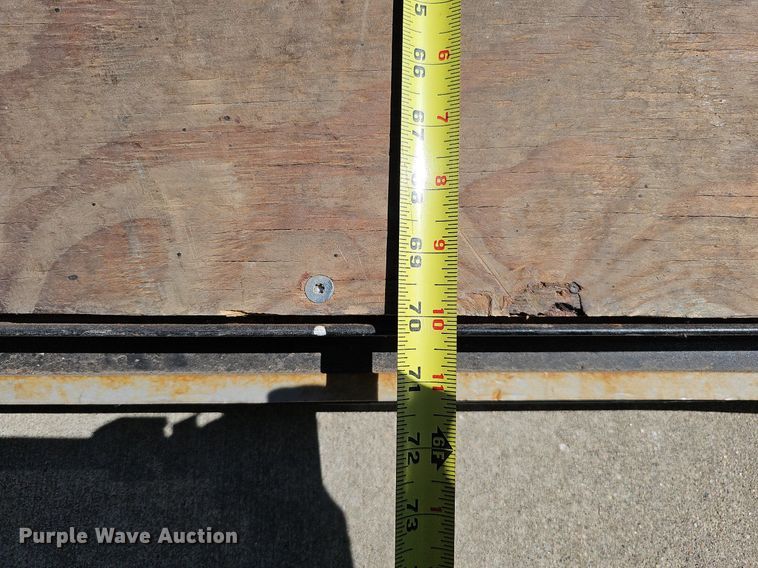 image for item DO4284 2007 Sharp  enclosed cargo trailer