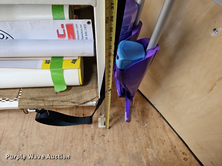 image for item DO4284 2007 Sharp  enclosed cargo trailer