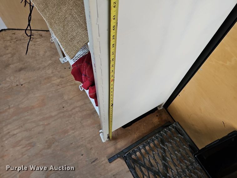 image for item DO4284 2007 Sharp  enclosed cargo trailer