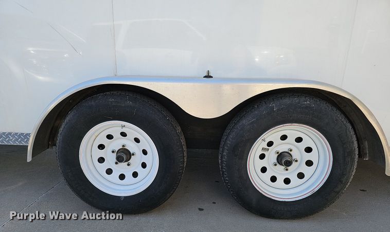 image for item DO4284 2007 Sharp  enclosed cargo trailer