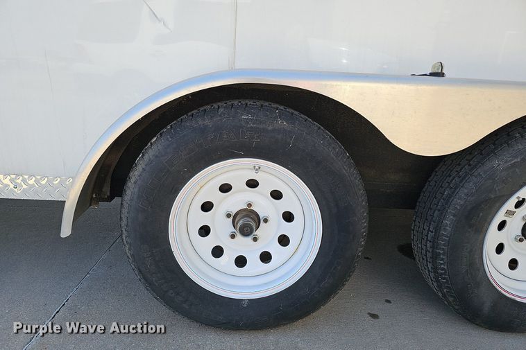 image for item DO4284 2007 Sharp  enclosed cargo trailer