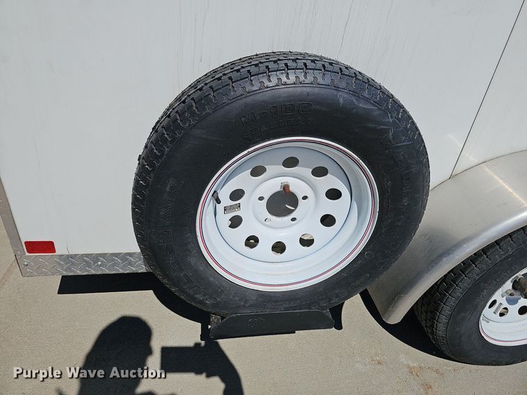 image for item DO4284 2007 Sharp  enclosed cargo trailer