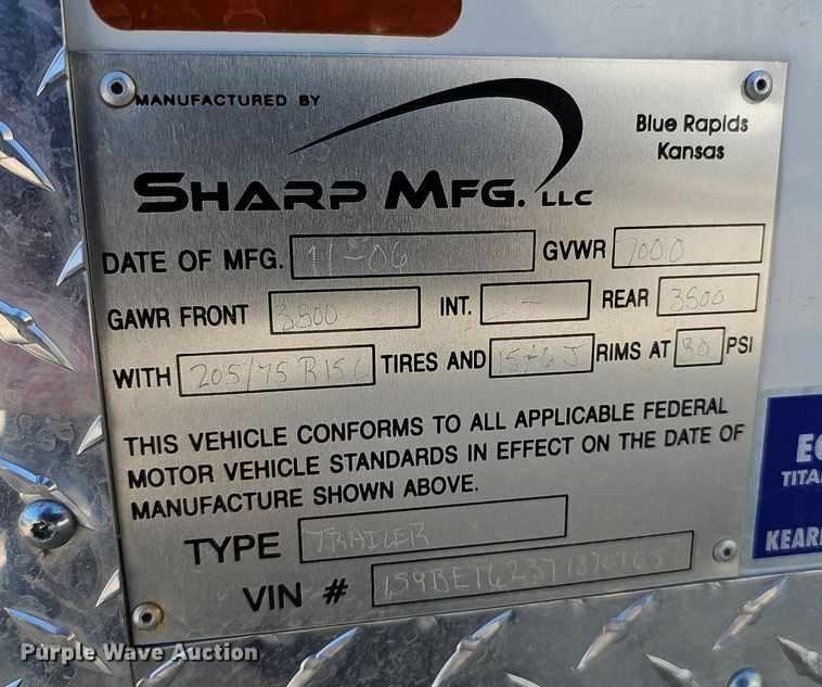 image for item DO4284 2007 Sharp  enclosed cargo trailer