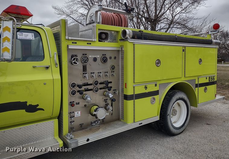 image for item DR8279 1985 GMC C7  pumper fire truck