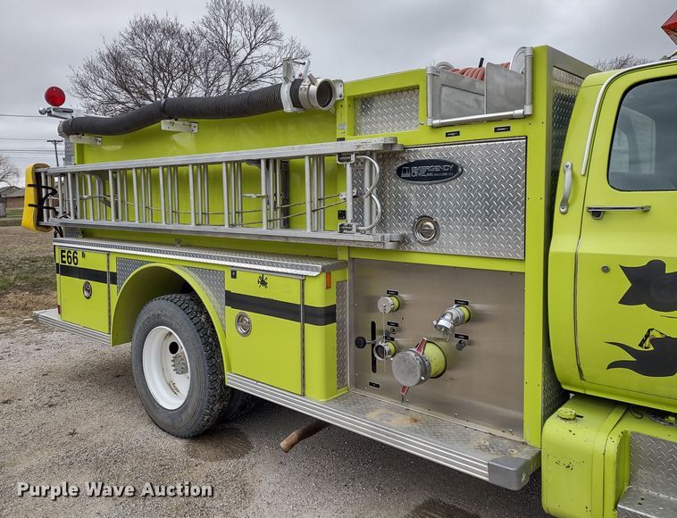 image for item DR8279 1985 GMC C7  pumper fire truck