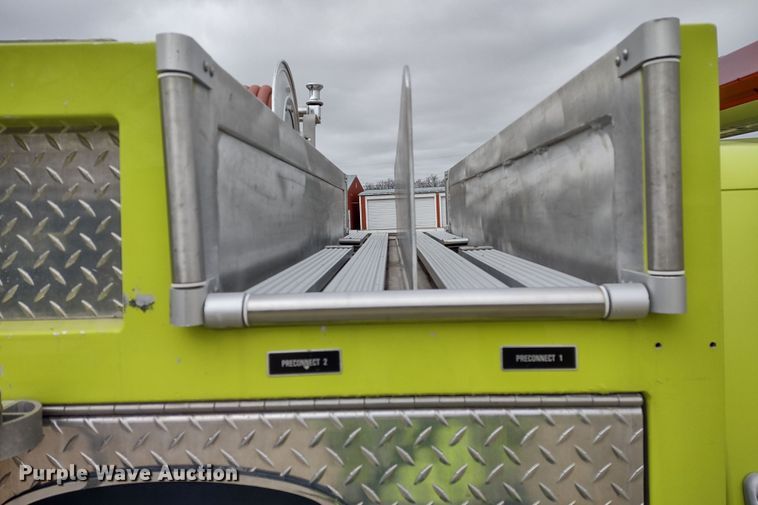 image for item DR8279 1985 GMC C7  pumper fire truck