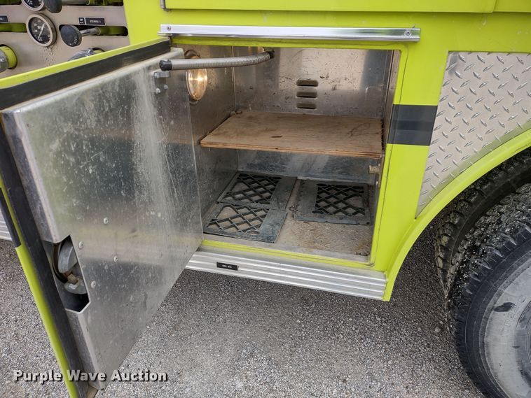 image for item DR8279 1985 GMC C7  pumper fire truck